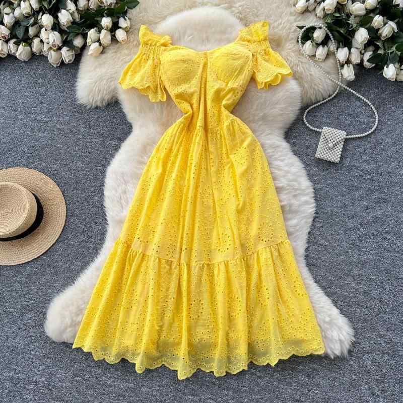 ロングワンピース レディース オフショルダー ウエストマーク 透かし彫り刺繍 Aライン ハイウエスト 半袖 フリル 細見え 上品 大人可愛い 抜け感 リゾートスタイル 春夏 ポリエステル(4.0)