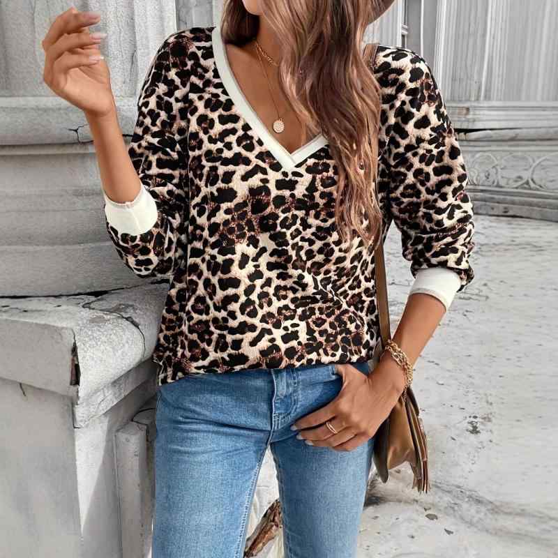 トップス レディース 秋冬 ヒョウ柄 フレンチシック 高級感 Vネック 長袖 プルオーバー ゆったり ルーズフィット 通勤 オフィス 上品 エレガント ポリエステル ポリウレタン