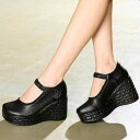 パンプス レディース ミセス 本革 ウェッジソール ラウンドトゥ エスニック タッセル フリンジ マジックテープ ベルクロ オリエンタル 厚底 普段使い デイリ...