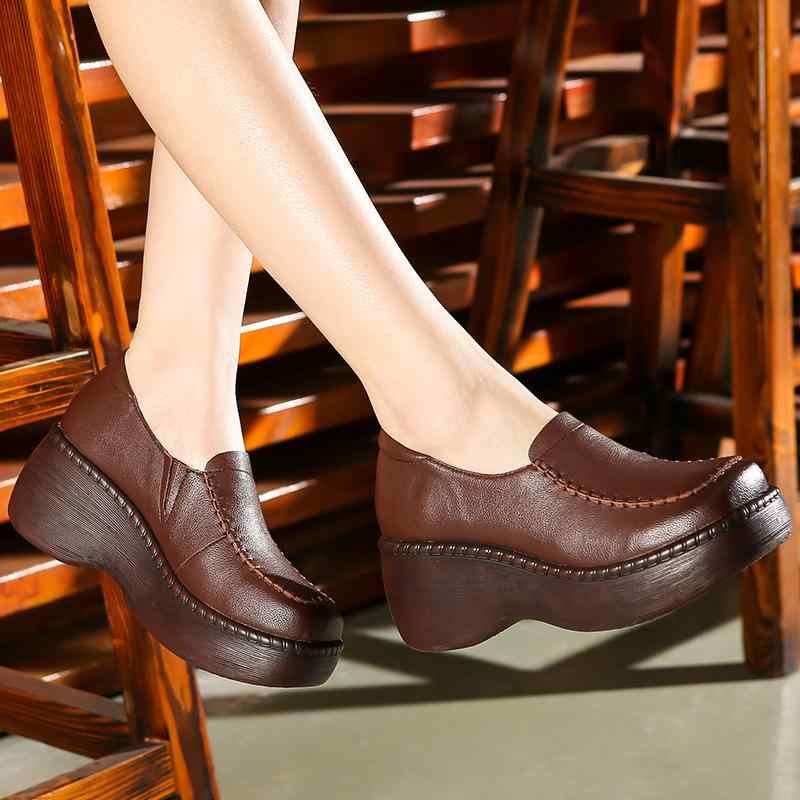 パンプス レディース ミセス ママ 民族風 本革 牛革 エナメル 無地 浅口 ラウンドトゥ ウェッジソール 太ヒール 厚底 ヒールアップ 安定感 滑り止め マジ...