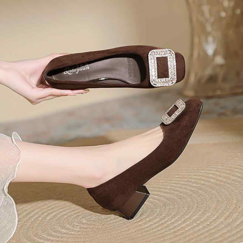 パンプス レディース ブラック ローヒール 太ヒール ジルコニア スクエアバックル フレンチスタイル スクエアトゥ オフィス 通勤 ビジネス 快適な履き心地