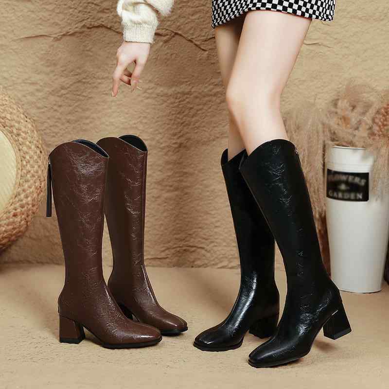 ブーツ レディース ロングブーツ 膝下丈 太めヒール ハイヒール スクエアトゥ Vカット 細見え スタイルアップ効果 秋冬 ブラウン 黒 合成皮革 保温 バックファスナー(4)
