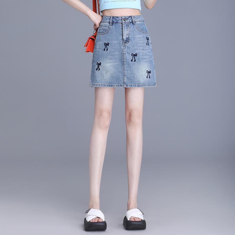 ミニスカート デニム ライトブルー ハイウエスト Aライン ショート丈 スリム シンプル おしゃれ きれいめ オフィス 通勤 普段使い 夏 ボトムス 台形 細見え ポリエステル 切り替え