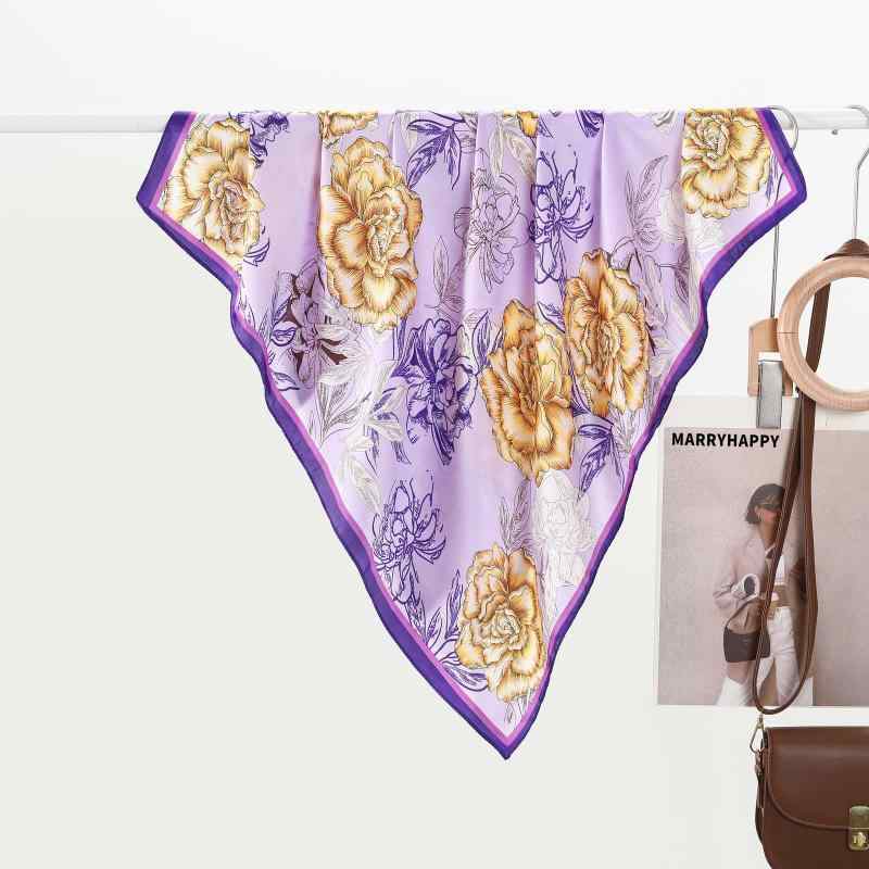 スカーフ レディース 牡丹柄 花柄 上品 エレガント 高級感 フェイクシルク ミニスカーフ 正方形 首元 髪飾り 旅行 通勤 UVカット 紫外線対策 春夏
