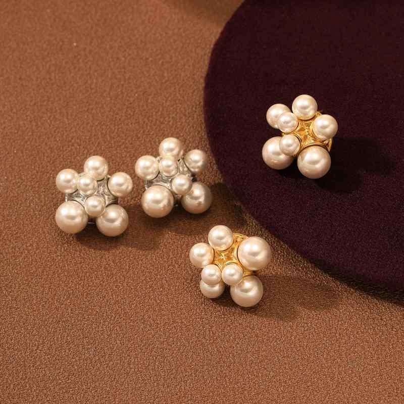 ピアス レディース フレンチレトロ 高級感 18Kゴールド パール ステンレス製 電気メッキ加工 シルバーカラー おしゃれ 上品 個性的 万能 オフィス 通勤