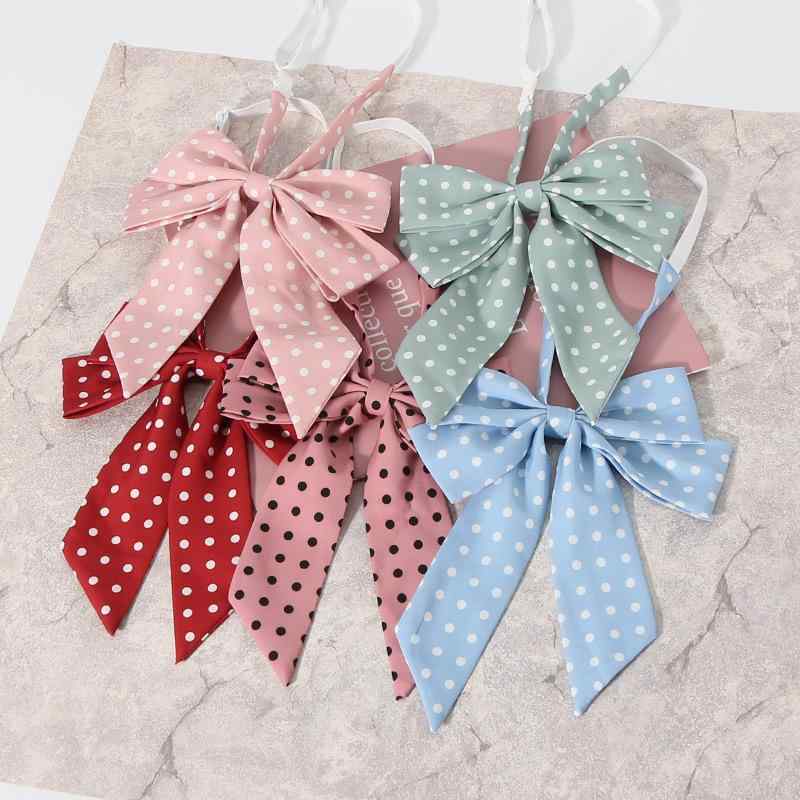 蝶ネクタイ 女の子 JK制服 セーラー服 学生服 日系 スクール風 学院スタイル ドット柄 水玉模様 リボン ボウタイ 襟飾り 学生用 ポリエステル素材 かわいい おしゃれ