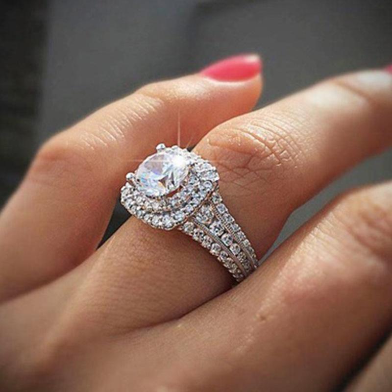 指輪 レディース スクエア 四角 幾何学デザイン ジルコニア パヴェ トパーズ エレガント 華やか 高級感 欧米スタイル リング 女性用 手元アクセサリー シルバーカラー パーティー フォーマル 普段使い