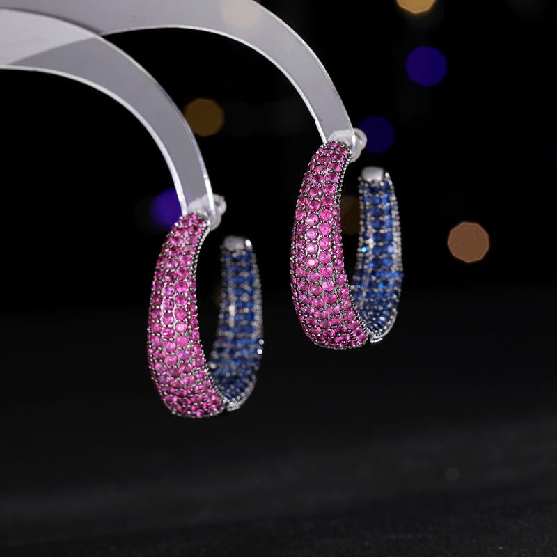 ピアス イヤリング レディース 大ぶり 存在感 ボリューム フープ サークル C型 内外全面ジルコニア キ..