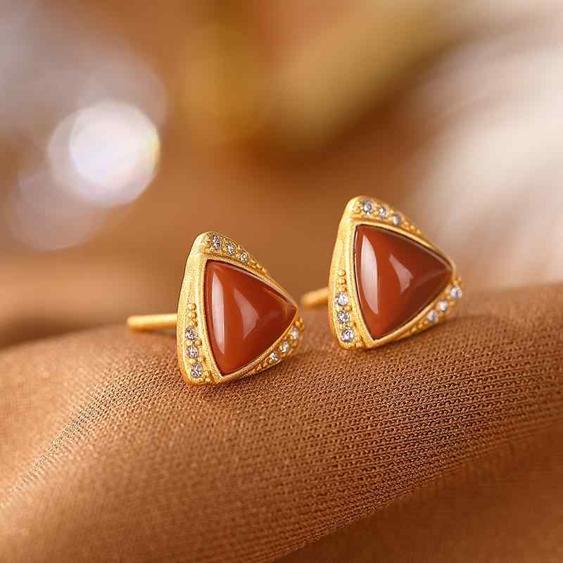 ピアス レディース S925純銀 金メッキ 南紅瑪瑙 三角形 個性的 デザイン 上品 エレガント 高級感 シンプル ミニマル 普段使い オフィス 大人 耳飾り イヤリング