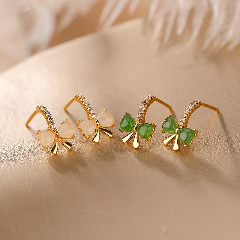 ピアス レディース S925純銀 ゴールドコーティング 和田玉 碧玉 白玉 個性的 かわいい 上品 エレガント フレッシュ 小ぶり リボンモチーフ スタッドピアス デイリーユース アクセサリー ジュエリー