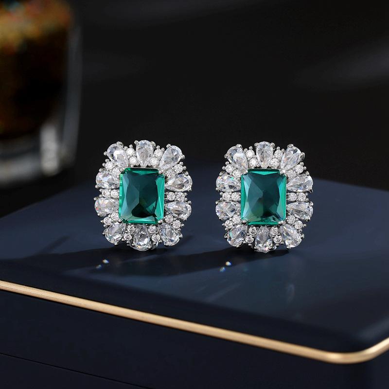 ピアス レディース S925ポスト 銅製 ライトラグジュアリー 高級感 トレンド マイクロパヴェ 煌めくジルコニア 個性的 幾何学 フラワー ホワイト ピンク ピーコックグリーン 普段使い お出かけ 春夏