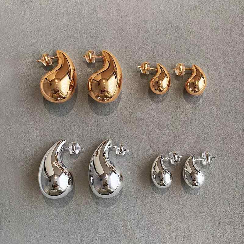 ピアス レディース ゴールド シルバー 大粒 ドロップ型 しずく形 金属製 イヤリング 高級感 軽やかラグジュアリー エレガント 上品 真金電気メッキ フレンチレトロ アクセサリー パーティー 普段使い