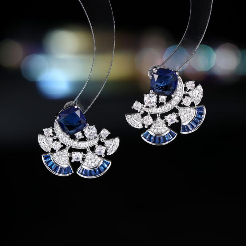 ピアス レディース 女性用 ライトラグジュアリー ジルコニア 高級感 扇形 フリル カラーストーン S925..