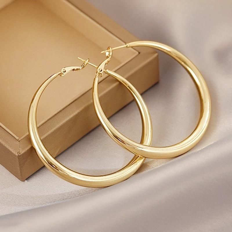 Body Earrings - フープピアス レディース シンプル 大ぶり ビッグサークル メタル製 電気メッキ加工 ゴールド シルバー 上品 洗練された トレンド インスタ風 耳飾り アクセサリー