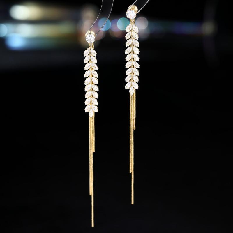 ・主な素材: 銅・加工方法: 電気メッキ・カラー展開: ゴールド、シルバー・デザイン: 麦の穂・スタイル: オールマイティ・スタイルカテゴリ: ファッション通勤・カテゴリ: 耳飾り・対象: 女性・柄・モチーフ: 植物、花