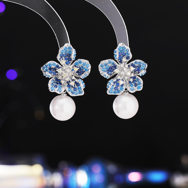 ピアス レディース 立体フラワー パール ジルコニア 軽やか 高級感 フレンチスタイル エレガント フォーマル パーティー 結婚式 披露宴 ブルー ピンク ホワイト 春夏