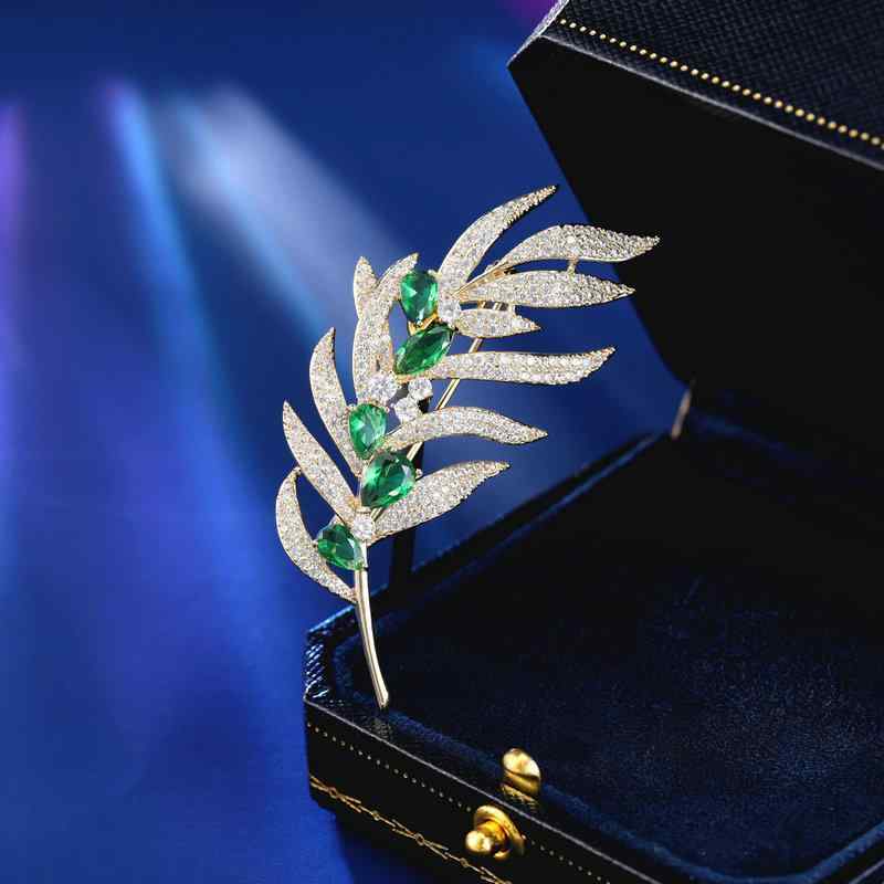 胸針 レディース 女性用 高級感 エレガント 上品 銅製 ジルコニア 羽根 リーフ ブローチ ピンブローチ ..