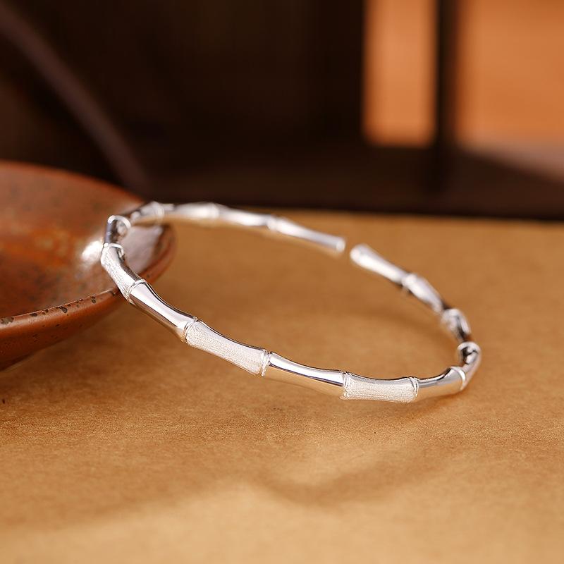 バングル S999.9純銀製 レトロ アンティーク調 竹モチーフ 光沢 マット加工 開口式 調整可能 個性的 普段使い カジュアル 成長 開運 縁起物 お守り