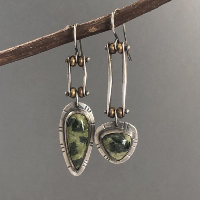 ピアス イヤリング レディース 女性用 耳飾り 欧米ファッション レトロ シンプル バイカラー アシンメトリー 合金製 幾何学デザイン シルバー 電気メッキ加工 春夏 通勤 オフィス 普段使い(4)