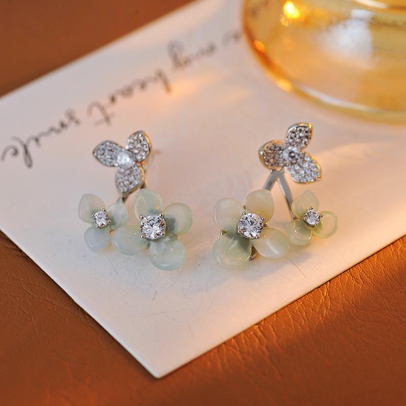ピアス 耳飾り レディース 蝶 バタフライ フラワーモチーフ スクエアカット ミントグリーン 上品 エレ..