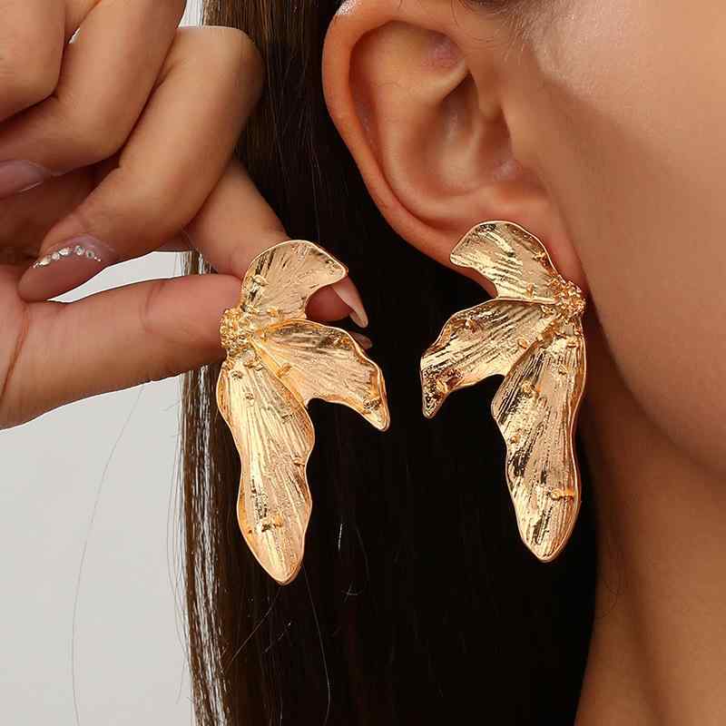 ピアス イヤリング レディース 欧米風 モダン クール 上品 レトロ リーフモチーフ 合金製 デザイン ゴ..