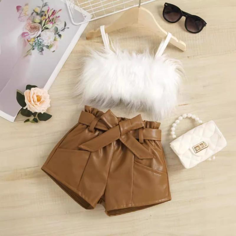 キッズ 女の子 セットアップ ふわふわ ファー キャミソール ノースリーブ トップス レザー調 ショートパンツ ボトムス ウエストベルト付き 無地 カジュアル 柔らかな肌触り 白 3歳 8歳向け