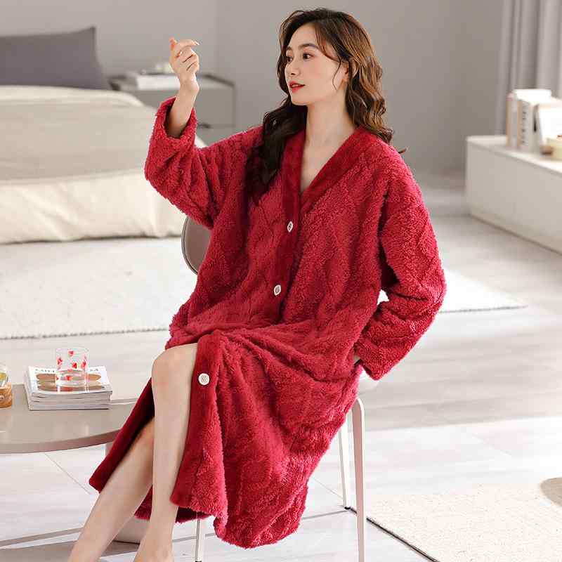 ルームウェア レディース 裏起毛 厚手 ロング丈 サンゴフリース フランネル 保温 あったか ナイトガウン バスローブ 部屋着 長袖 Vネック エレガント フェミニン 秋冬