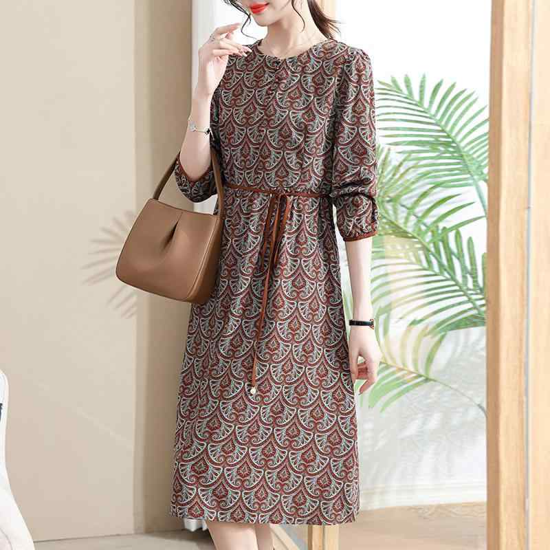 ワンピース レディース 大きいサイズ ミセス エレガント 上品 小花柄 ウエストマーク ロング丈 シフォン 薄手 ゆったり ピーターパンカラー 着痩せ 体型カバー 秋 普段使い お出かけ