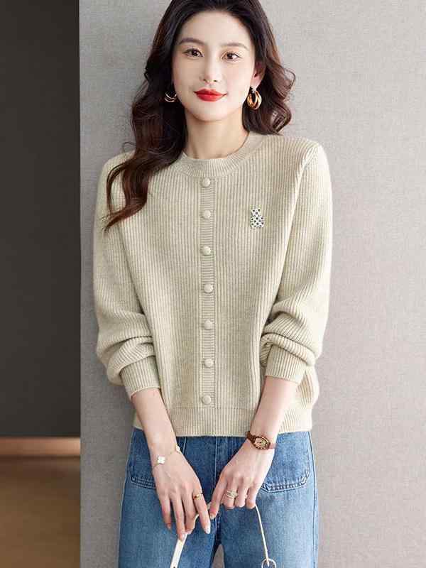 ニット レディース ラウンドネック 丸首 プルオーバー ショート丈 厚手 ゆったり 長袖 ウール カシミヤ ナイロン混 リブ 秋冬 レッド ボルドー ブラウン ベージュ 普段使い オフィス カジュアル