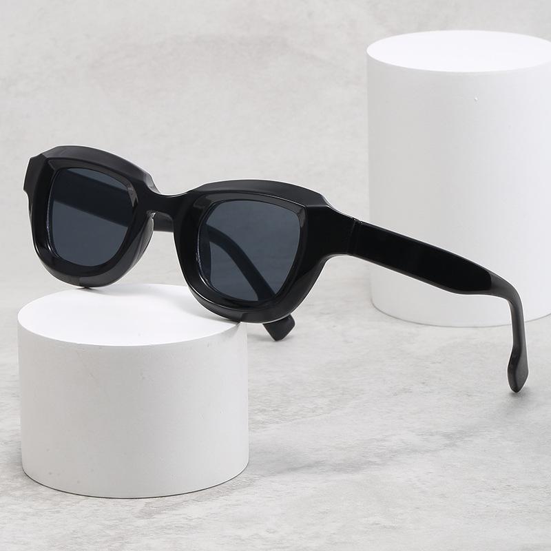 サングラス 男女兼用 カラフル ミニスクエア 立体デザイン 欧米風 スタイリッシュ エレガント UV400 紫外線カット ドライブ 旅行 アウトドア サイクリング 普段使い 春夏(x2)