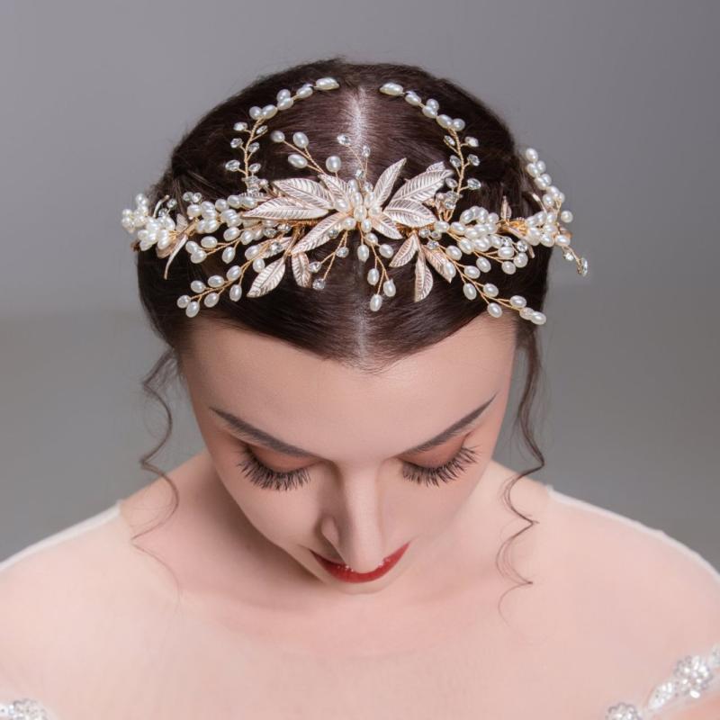 髪飾り ヘアコーム ヘッドドレス 合金 リーフ 葉っぱ ラインストーン パール 花嫁 ブライダル 結婚式 披露宴 ウェディング パーティー お呼ばれ 発表会 ドレス フォーマル 華やか エレガント 上品 ゴールド(x3)