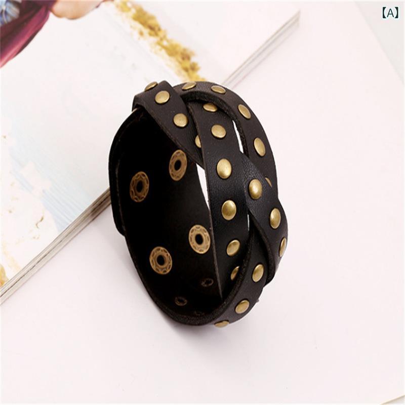 way-ugoのブレスレット 男女兼用 ユニセックス パンク ロック 欧米風 レトロ クラシック 本革 レザー 牛革 スタッズ 鋲 幾何学模様 ジオメトリック ハンドメイド ブラック ブラウン｜アングル2