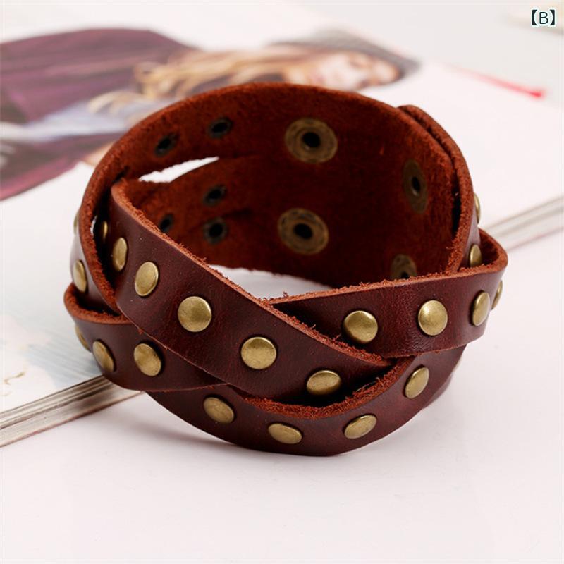 way-ugoのブレスレット 男女兼用 ユニセックス パンク ロック 欧米風 レトロ クラシック 本革 レザー 牛革 スタッズ 鋲 幾何学模様 ジオメトリック ハンドメイド ブラック ブラウン｜アングル3