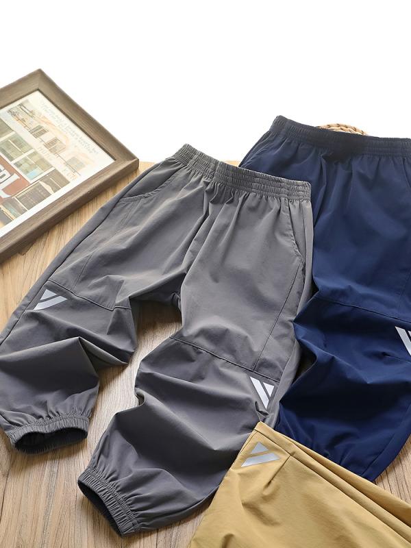 キッズ 男の子 速乾 ドライ スポーツ ジョガーパンツ ストレッチ 伸縮性 ジュニア ナイロン素材 裾絞り..