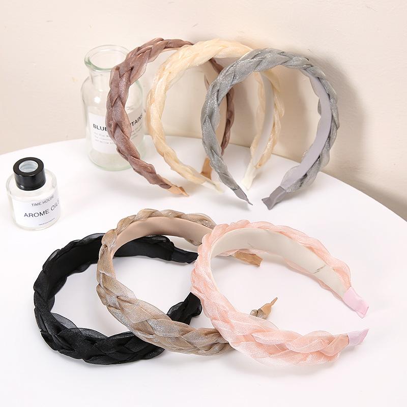 カチューシャ レディース 韓国風 メッシュ チュール 編み込み 三つ編み 四つ編み 幅広 ワイド ヘッドバンド 普段使い エイジレス 若見え 髪飾り(x2)