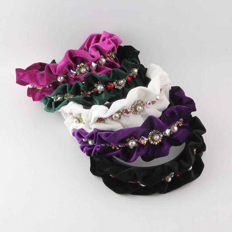 ヘアバンド レディース ベロア ラインストーン ボリューム ギャザー 幅広 おしゃれ かわいい 上品 きれいめ オフィス カジュアル 通勤 普段使い お出かけ 旅行 秋冬