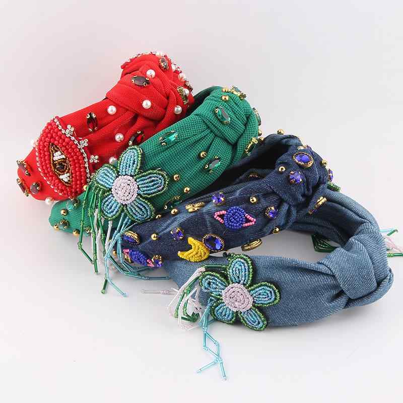 ヘアアクセサリー レディース カチューシャ ヘアバンド 布製 ファブリック 花 フラワー ラインストーン クリスタル ビーズ パール おしゃれ 上品 エレガント きれいめ 普段使い 結婚式 パーティー お呼ばれ 髪飾り