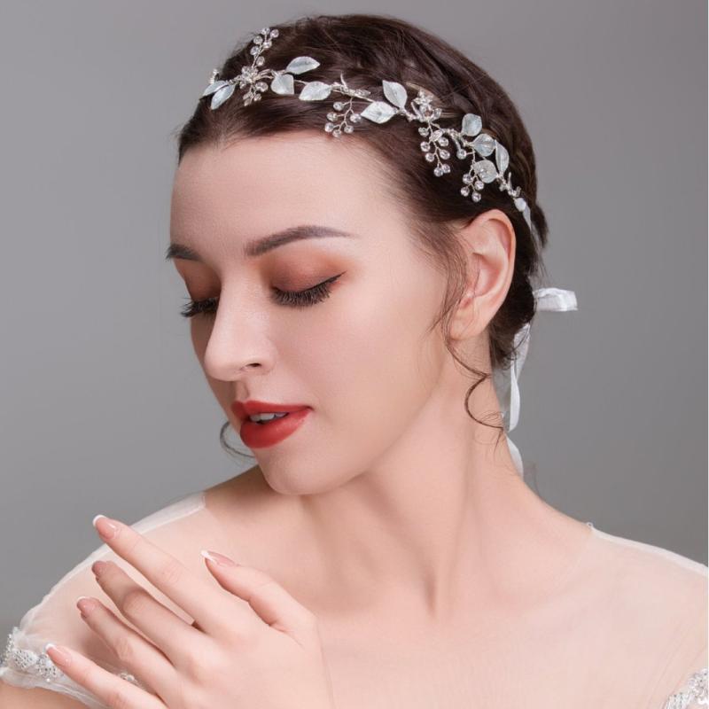 ヘアアクセサリー レディース 女性用 結婚式 ブライダル ウェディング 花嫁 披露宴 フォーマル ヘッドドレス 髪飾り ヘアバンド カチューシャ 合金 リーフ 葉 欧米風 ラインストーン リボン シルバー アップヘア まとめ髪(x3)