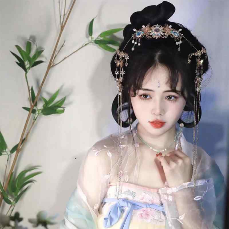 髪飾り キッズ 漢服 異国風 プリンセス ヘッドドレス レトロ 花鈿 ロングタッセル ミニヘアクラウン 合金 華やか イベント コスプレ 発表会 舞台 普段使い