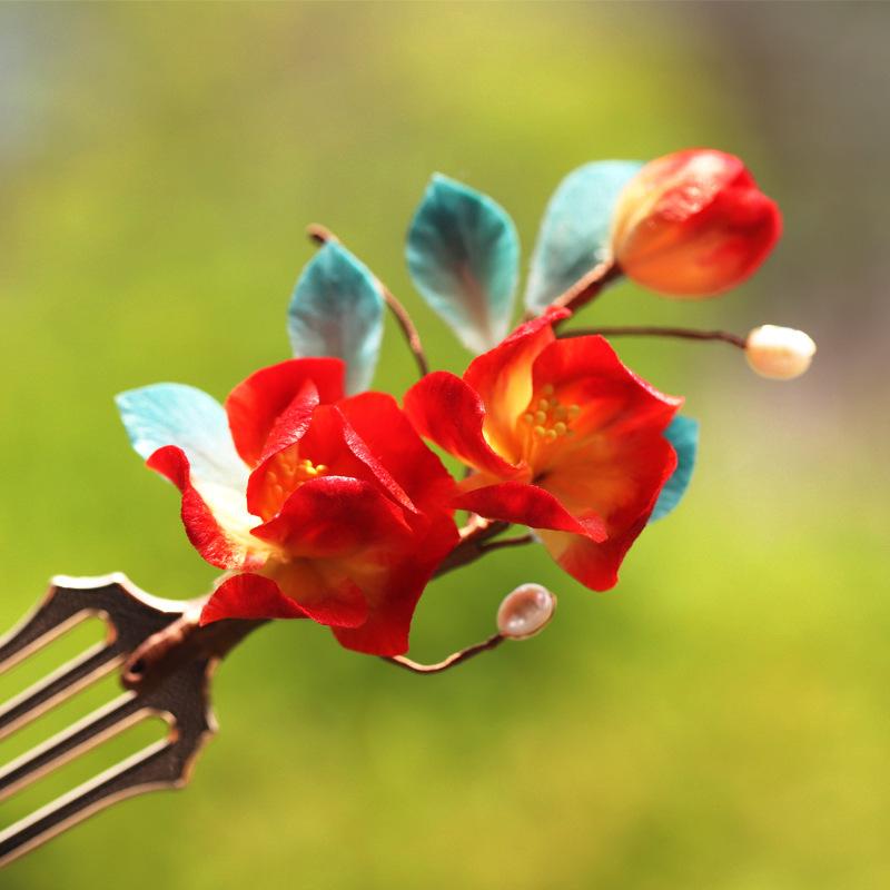 ヘアコーム レディース 蚕糸ベルベット 絨花 花モチーフ 手作り 伝統的 華やか 漢服 中華モダン 古風 レトロ 髪飾り 和装 着物 浴衣 フォーマル イベント 普段使い(4)