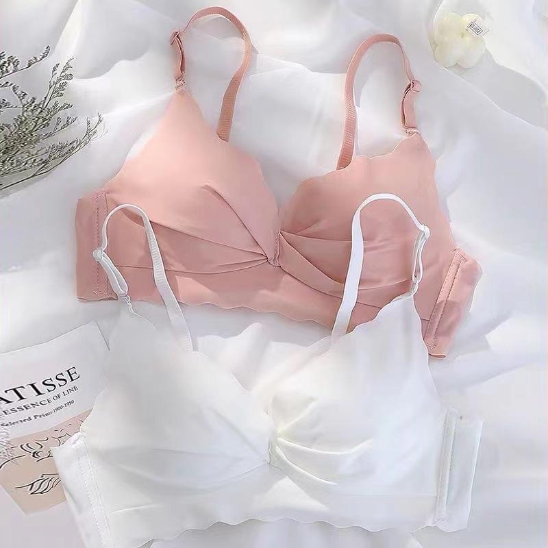 ブラジャー レディース 3/4カップ シームレス ノンワイヤー 脇高 脇肉カバー 谷間メイク 盛りブラ リフ..