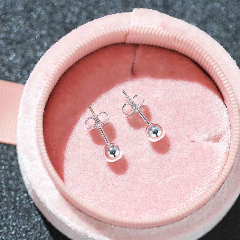 ピアス 男女兼用 定番 クラシック 上品 エレガント 光沢 ドット スタッドピアス ゴールド シルバー 2色 金メッキ 万能 普段使い