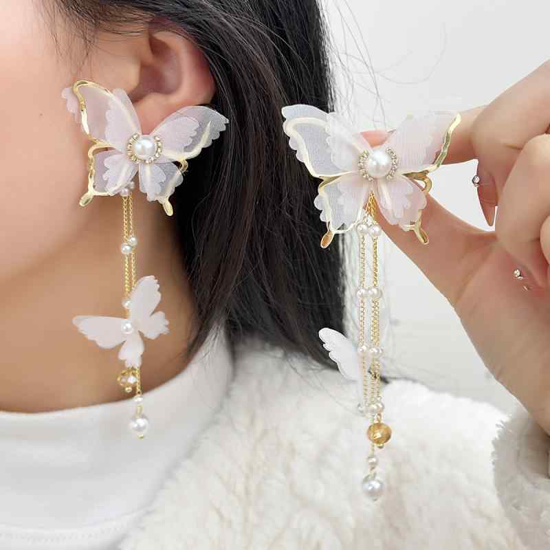アクセサリー レディース 蝶 バタフライ レース ラインストーン パール タッセル ピアス イヤリング ネックレス 上品 華奢 エレガント かわいい フレッシュ 韓国風 春夏 樹脂
