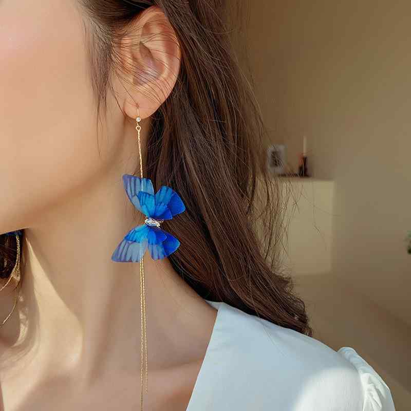 ピアス イヤリング レディース トレンド シンプル ブルー 蝶 バタフライ 上品 エレガント フリンジ タッセル ロング シアー デザイン 可憐 ロマンチック