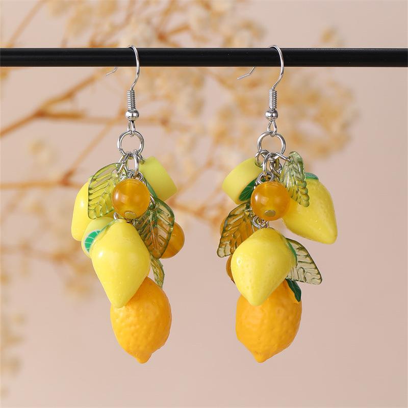 ピアス イヤリング レディース 女性用 韓国風 かわいい スウィート 個性的 キャラクター フルーツモチーフ リアル レモン オレンジ いちご ぶどう ミックス素材 電気メッキ加工 ナチュラル フレッシュ カジュアル 普段使い 春夏