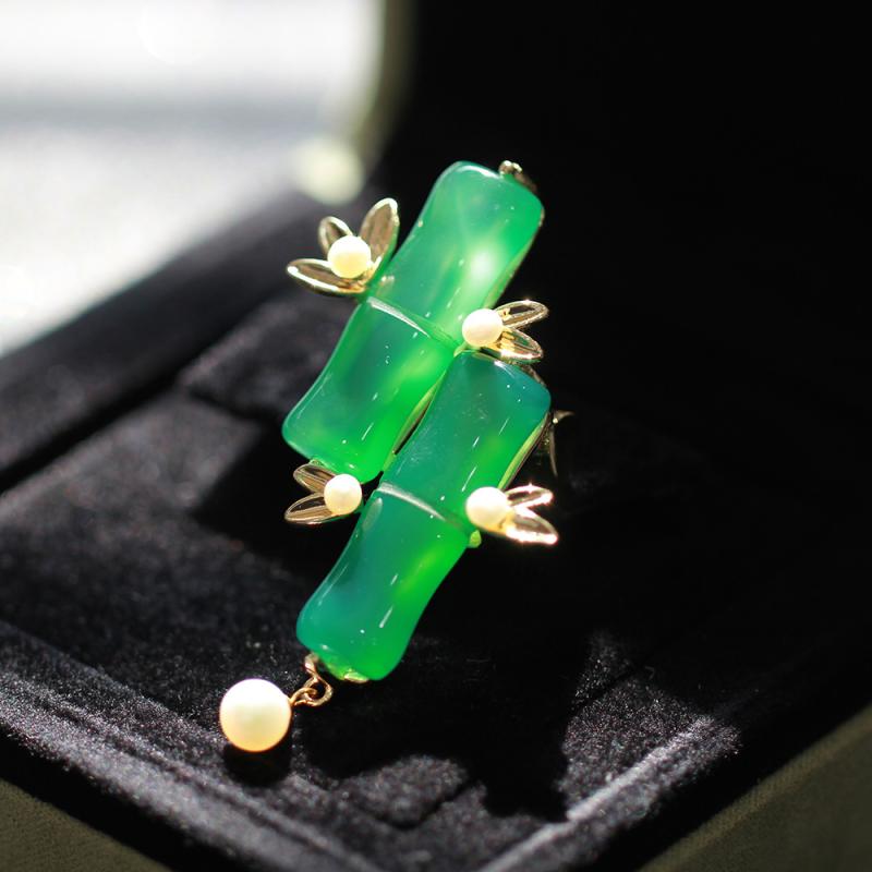 ブローチ レディース 女性用 中国風 文芸レトロ 高級感 ライトラグジュアリー ゴールドトーン 天然淡水..