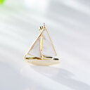 ブローチ レディース 日韓スタイル おしゃれ 小型帆船 ヨットモチーフ エレガント 上品 銅 ジルコニア 天然貝殻 ゴールドカラー シャツ スーツ 襟元 胸元 はだけ防止 ショール ストール カーディガン留め