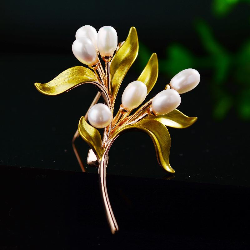 ブローチ レディース 女性用 淡水パール 枝モチーフ 花モチーフ ボタニカル かわいい シンプル 上品 エ..