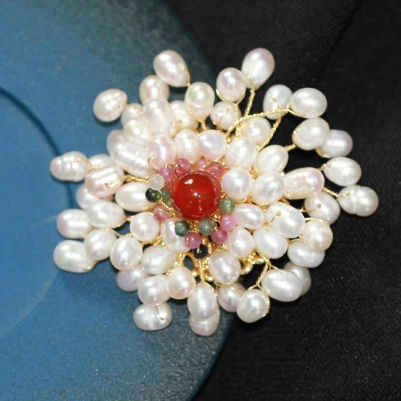 ブローチ レディース 女性用 天然パール ハンドメイド フラワー レトロ アンティーク シンプル ナチュ..