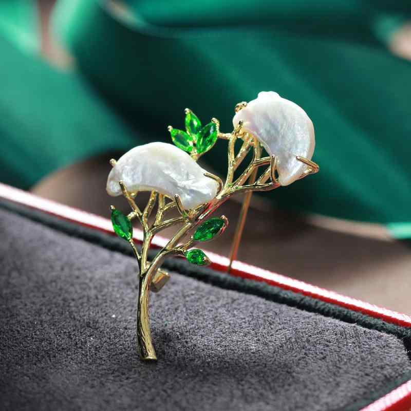 ・カテゴリ: ブローチ・スタイル: レディース・素材: パール・カラー: ゴールドグリーン・機能: 多機能